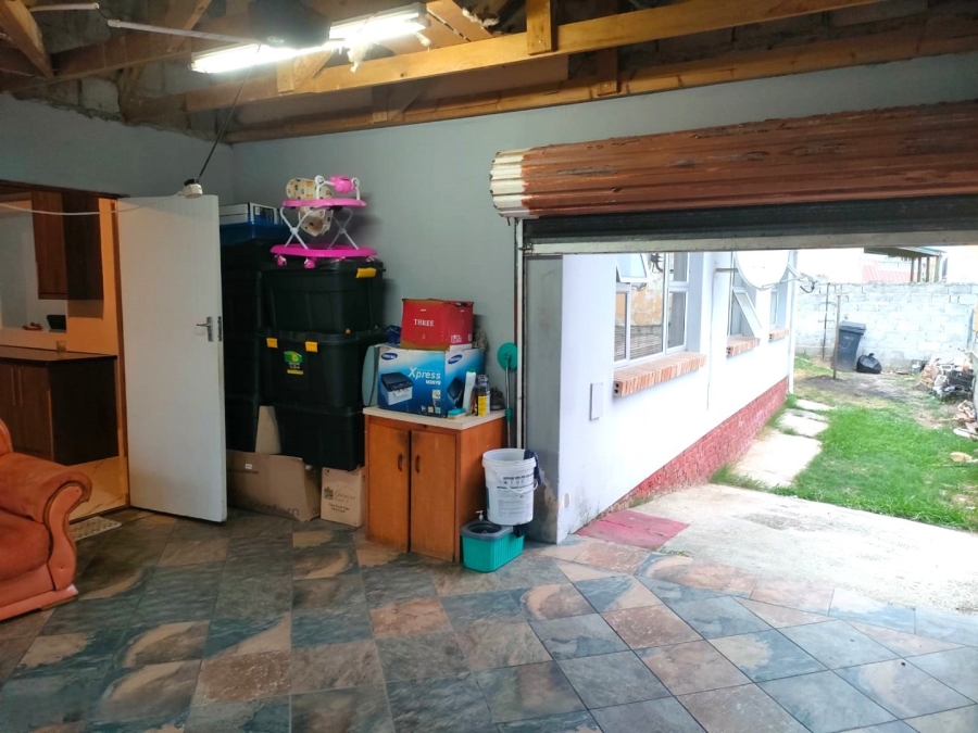 3 Bedroom Property for Sale in Kwamagxaki Eastern Cape
